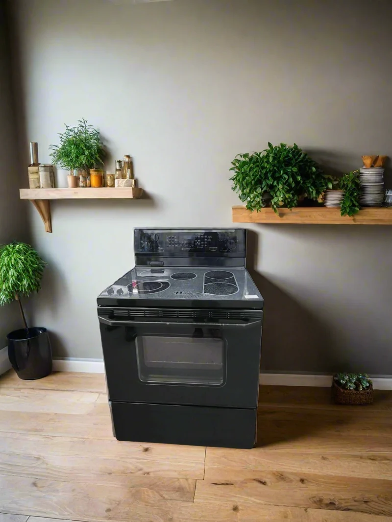 Frigidaire 30'' Cuisinière vitrocéramique - Blanc - Reconditionnée