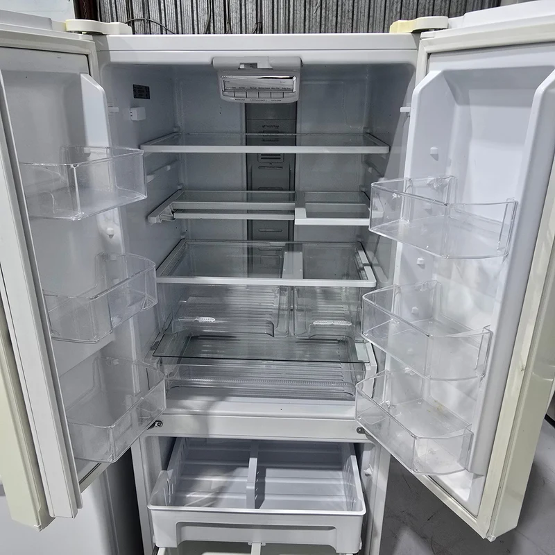 Whirlpool 30'' 18.9 pi cu Réfrigérateur congélateur inférieur - blanc - reconditionné