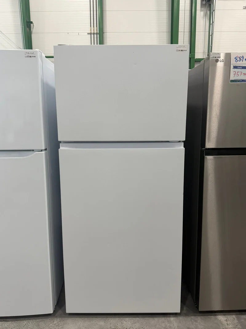 Hisense 30'' 18 pi cu Réfrigérateur congélateur supérieur - RT18A2FWD - blanc - boîte ouverte