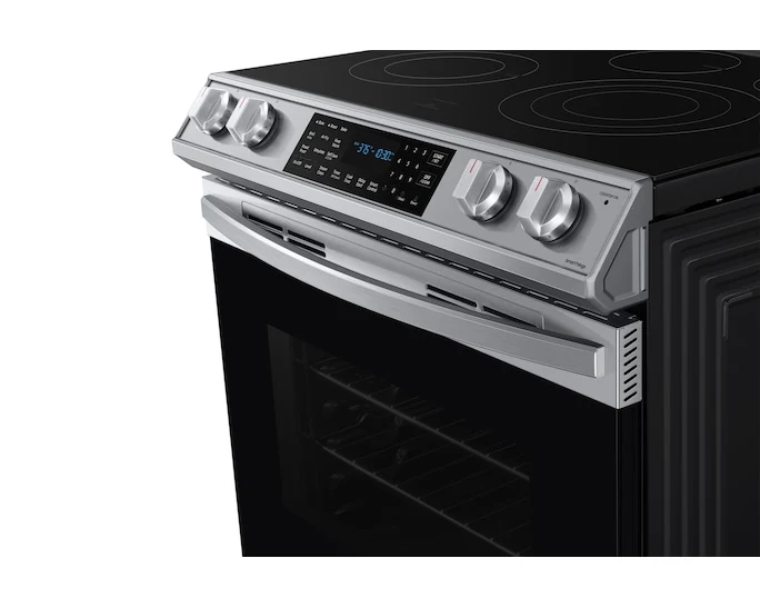 Samsung 30'' 6.3 pi cu Cuisinière - Friteuse à air - Inox - NE63T8511SS/AC - boîte ouverte
