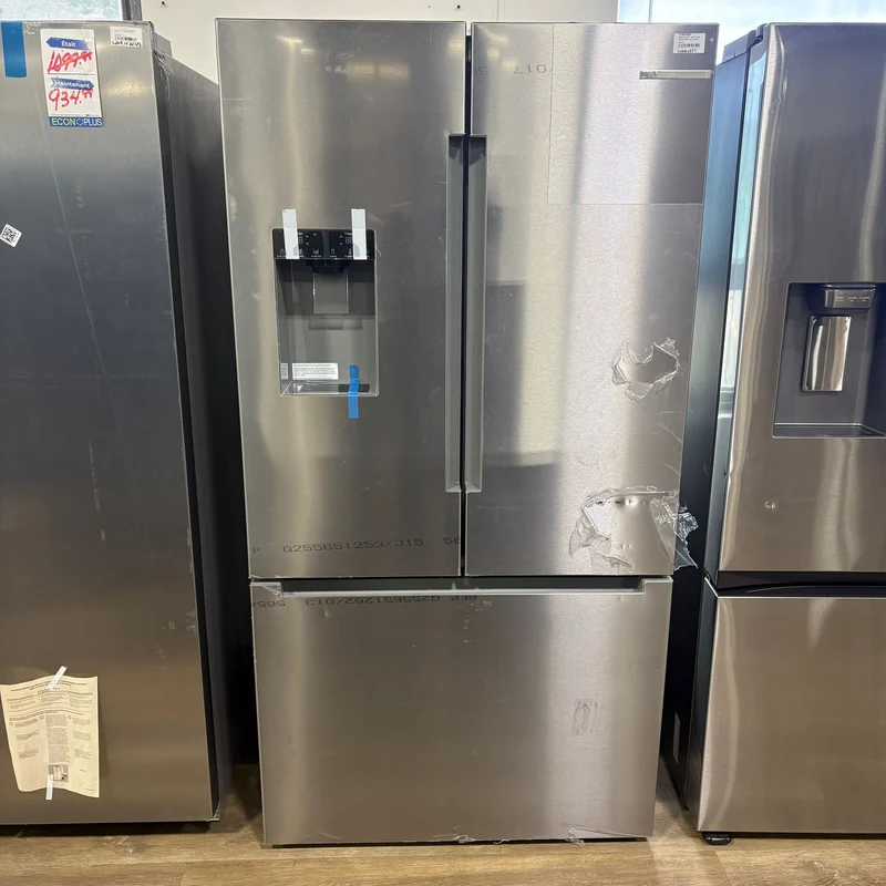 Bosch 36'' 26 pi cu. Réfrigérateur - 3 Battants - inox - B36FD10ENS - Boîte ouverte