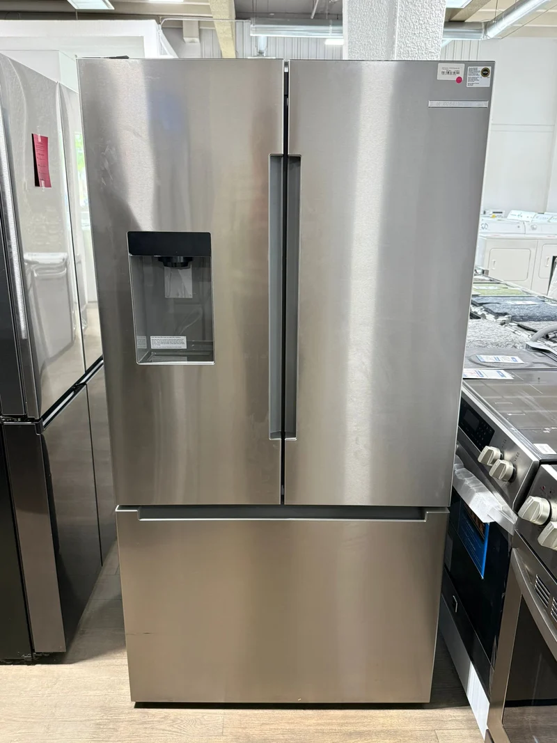Bosch 36'' 26 pi cu. Réfrigérateur - 3 Battants - inox - B36FD10ENS - Boîte ouverte