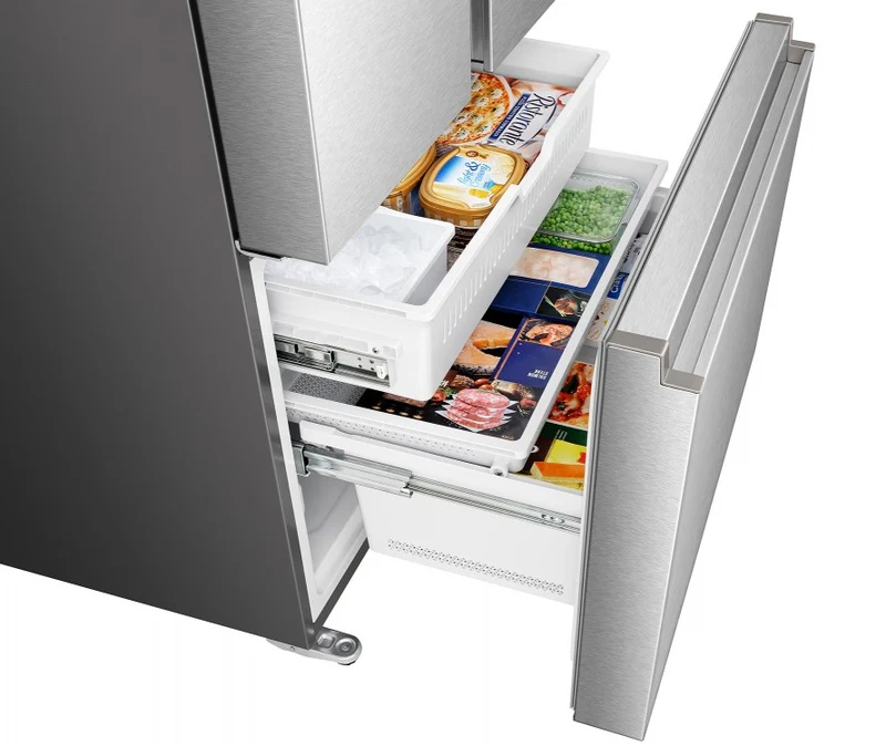 Hisense 36'' 22.4 pi cu Réfrigérateur - eau et glace - inox - RF225C3CSEI - NEUF