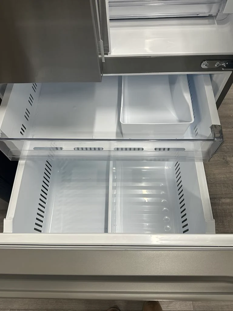 LG 33 po 25.1 pi.cu. réfrigérateur à 2 battants - Energy star® - inox -LF25S6200S- boîte ouverte