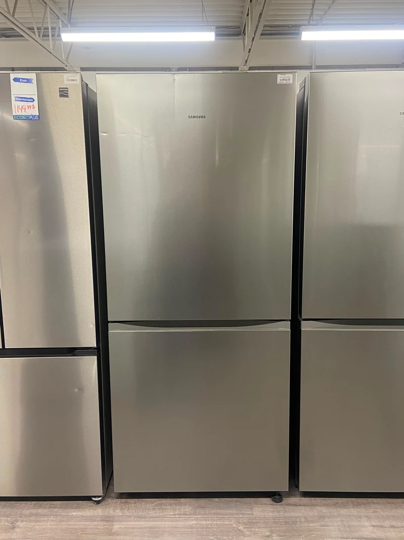 Samsung 30'' 16.2 pi.cu. Réfrigérateur profondeur comptoir - EnergyStar® - Inox -RB16DG6000SL - Boîte ouverte