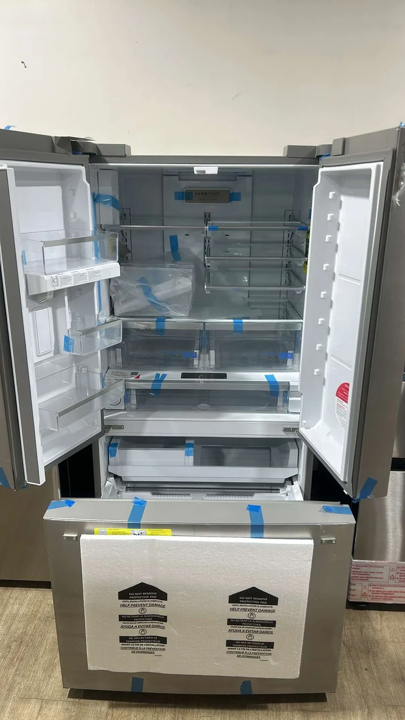 Frigidaire Gallery 36" 28,8 pi.cu. réfrigérateur à 3 battants - Distributeur d'eau - Résistant aux empreintes digitales - Energy star® - Inox - GRFN2353AF1 - Boîte ouverte