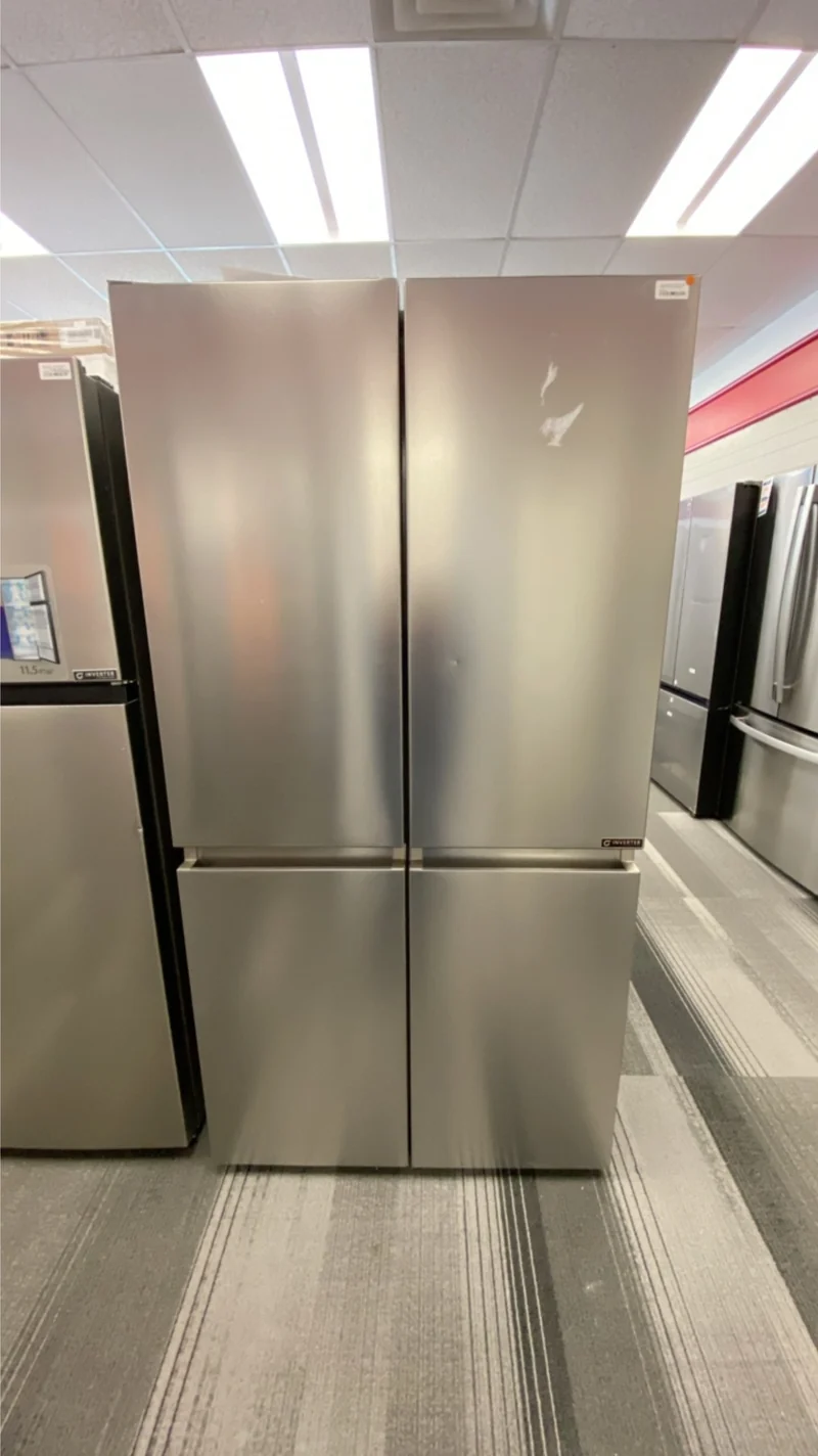 Hisense 36 po 21.5 pi cu. réfrigérateur profondeur comptoir - inox - RQ22N6ASD - boîte ouverte