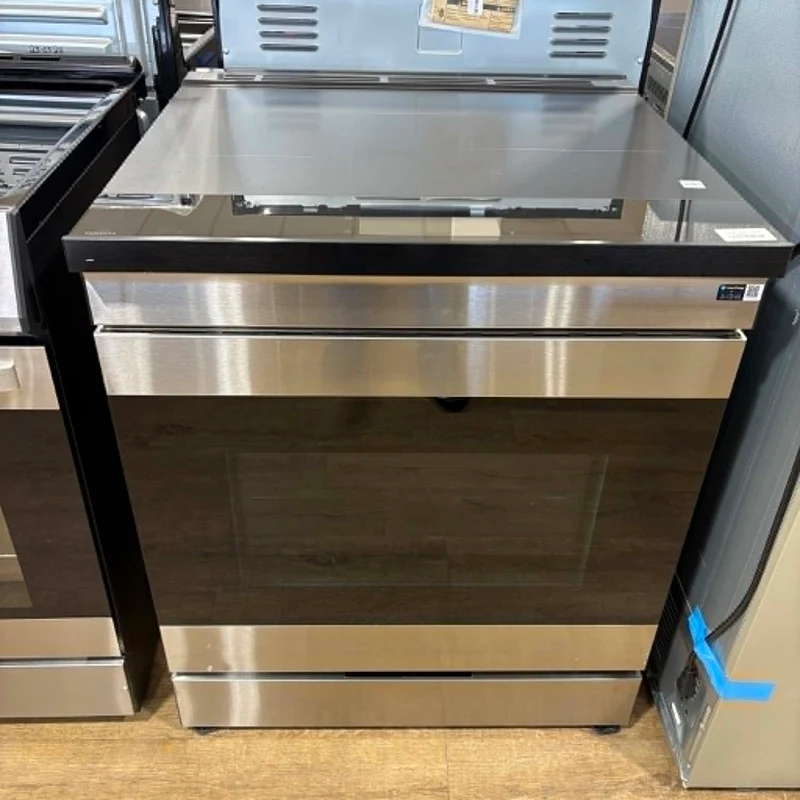 Samsung 30" 6.3 pi.cu - Cuisinière encastrable à Induction - Convection avec le mode Friture à air - Inox - NSI6DG9900SRAC - Boite Ouverte