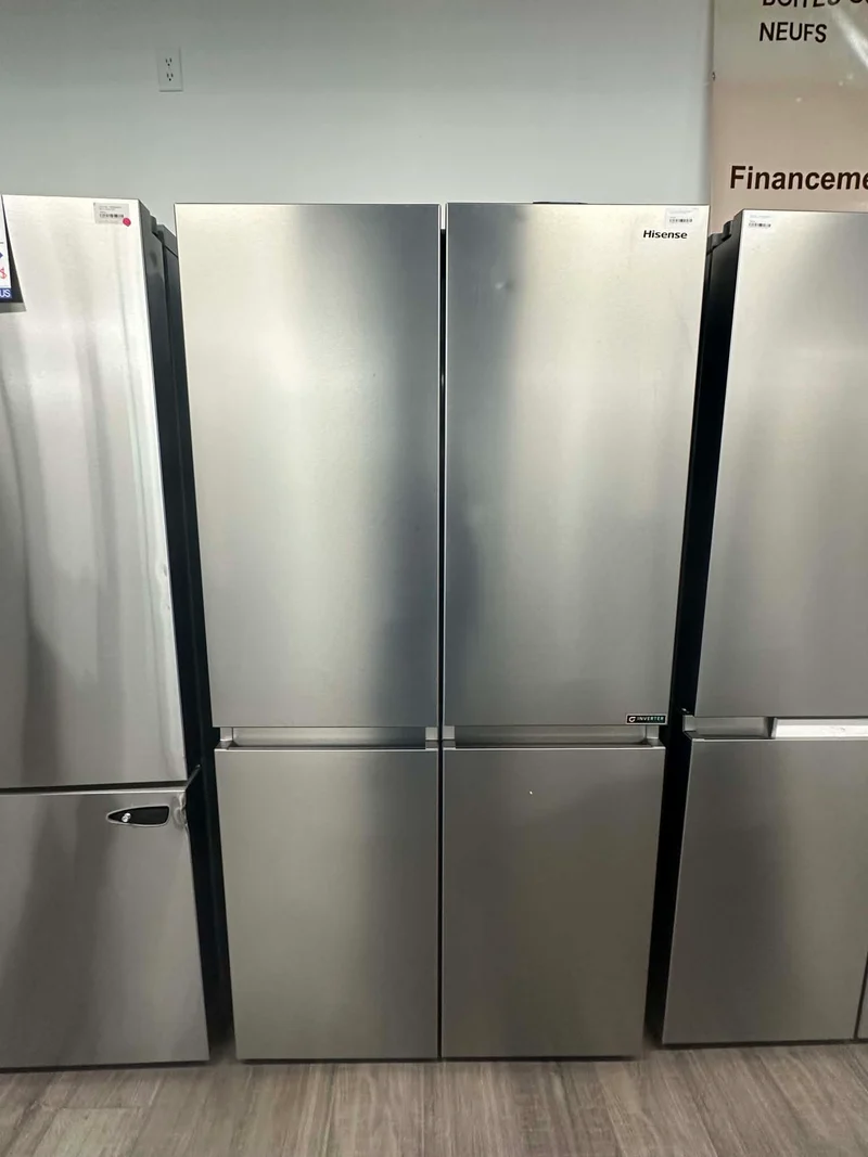 Hisense 36'' 21.5 pi cu réfrigérateur - inox - 4 portes - RQ22A4CSD - boîte ouverte