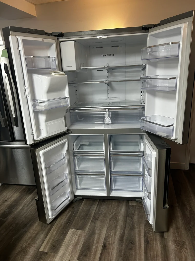 Samsung 36'' 28 pi. cu. - Réfrigérateur à 4 portes - inox - Reconditionné