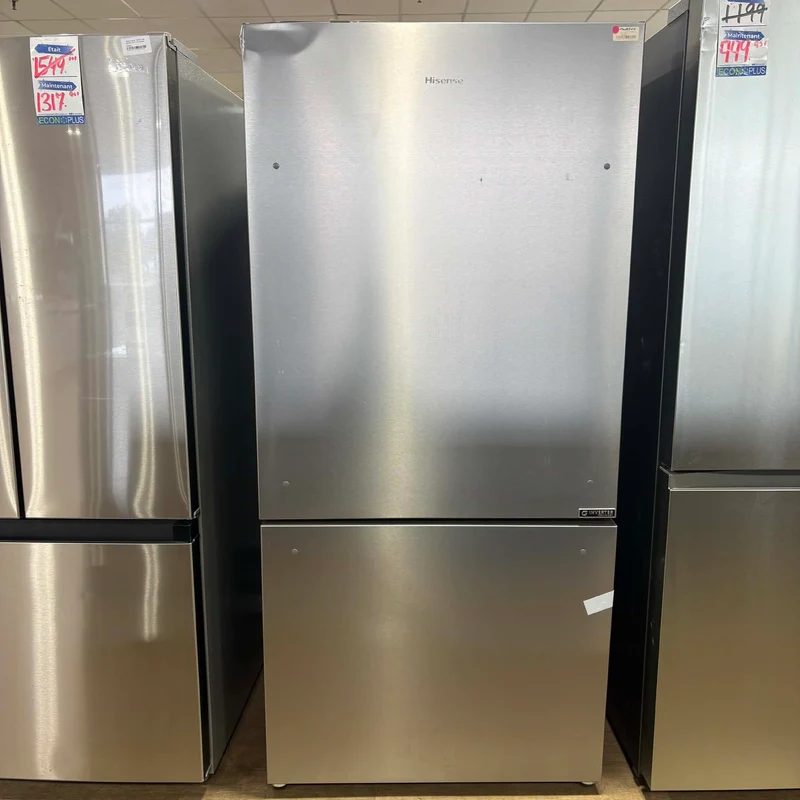 Hisense 31'' 22.3 pi cu. réfrigérateur - inox -RB22A2FSE - Boîte Ouverte