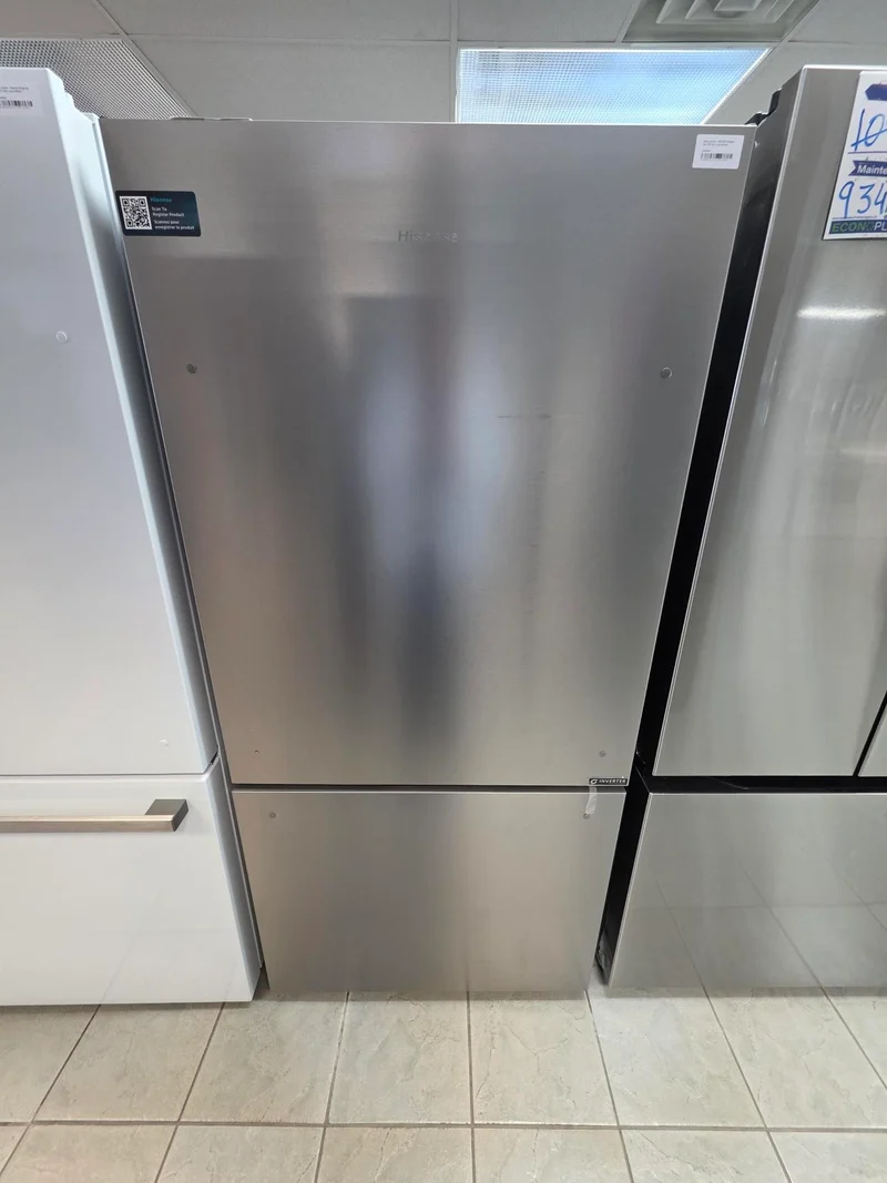 Hisense 31'' 22.3 pi cu. réfrigérateur - inox -RB22A2FSE - Boîte Ouverte
