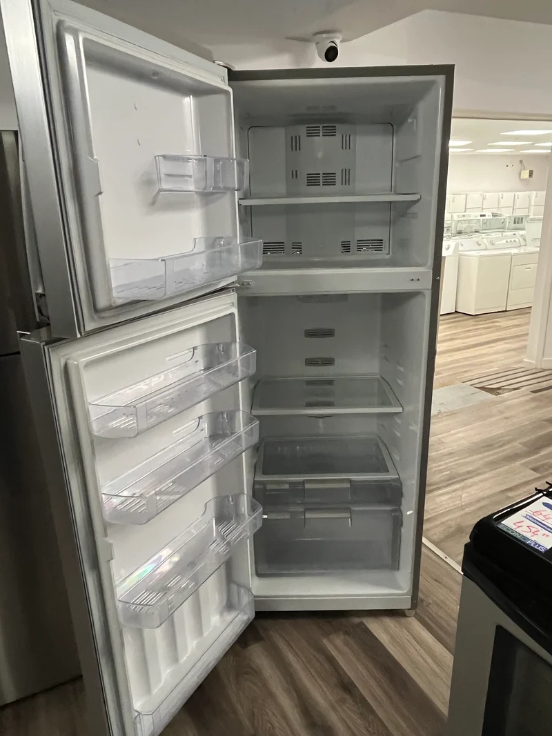 GE 24'' Réfrigérateur Congélateur Supérieur - Inox - reconditionné