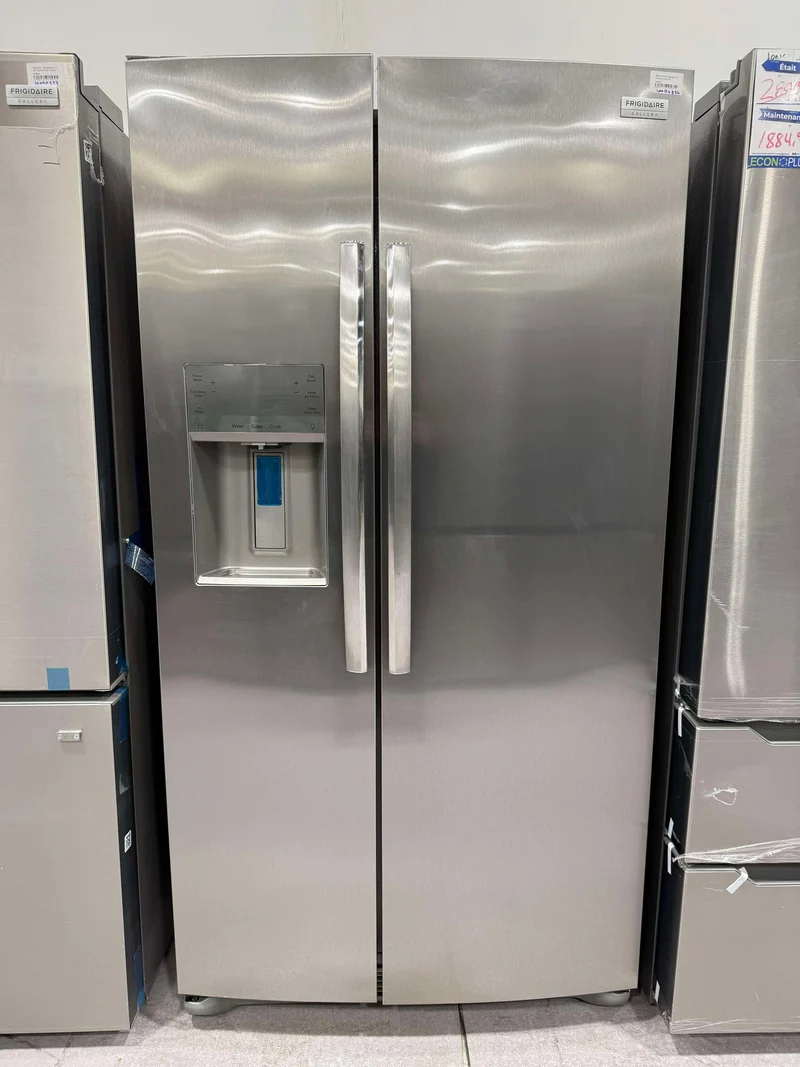 Frigidaire 36'' 22,3 pi.cu. Réfrigérateur côte à côte - distributeur d'eau - Energy star® - inox -GRSS2352AF - Boîte Ouverte