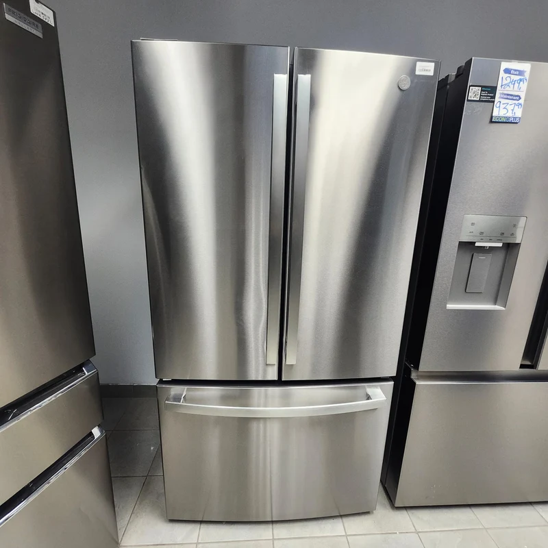GE 36'' 27 pi cu. Réfrigérateur à 3 battants - Inox - GNE27JYMXFFS - Boîte Ouverte