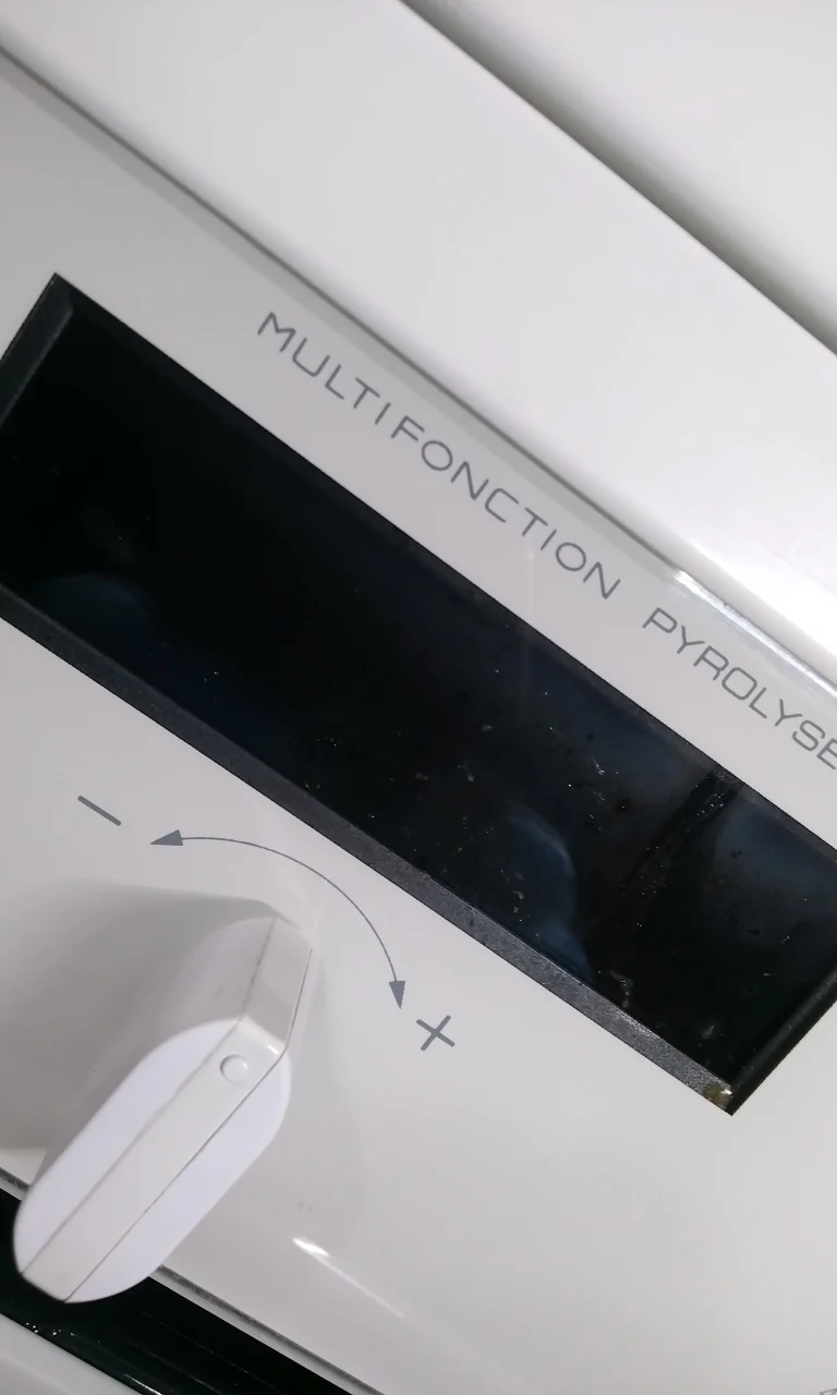 Cuisinière à Induction Reconditionné SAUTER SCI1214W