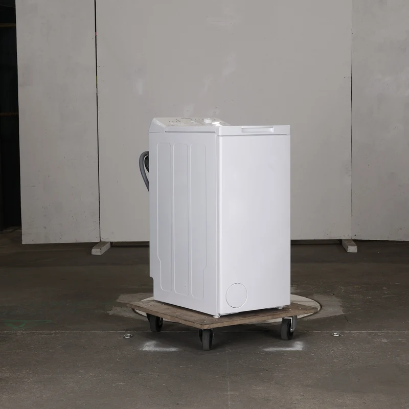 Lave-linge Top 6 kg Reconditionné INDESIT BTWNL60400FR/N