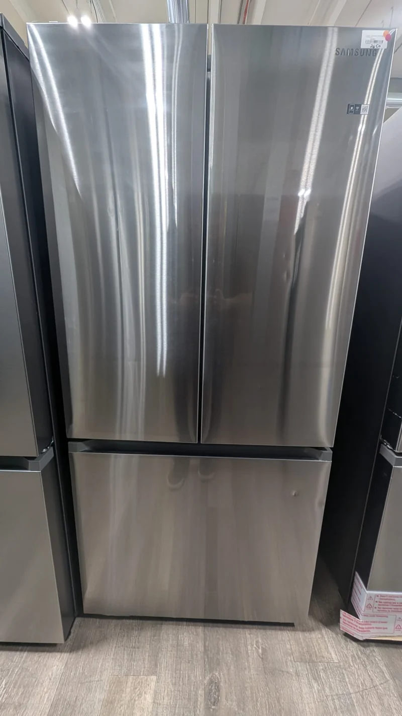 Samsung 33" 18.9 pi Cu. Réfrigérateur - profondeur comptoir - Inox- RF18A5101SR - Boite ouverte