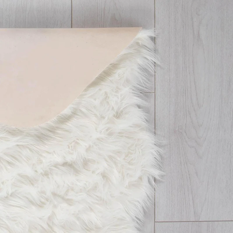 Tapis effet fourrure 60x90cm
