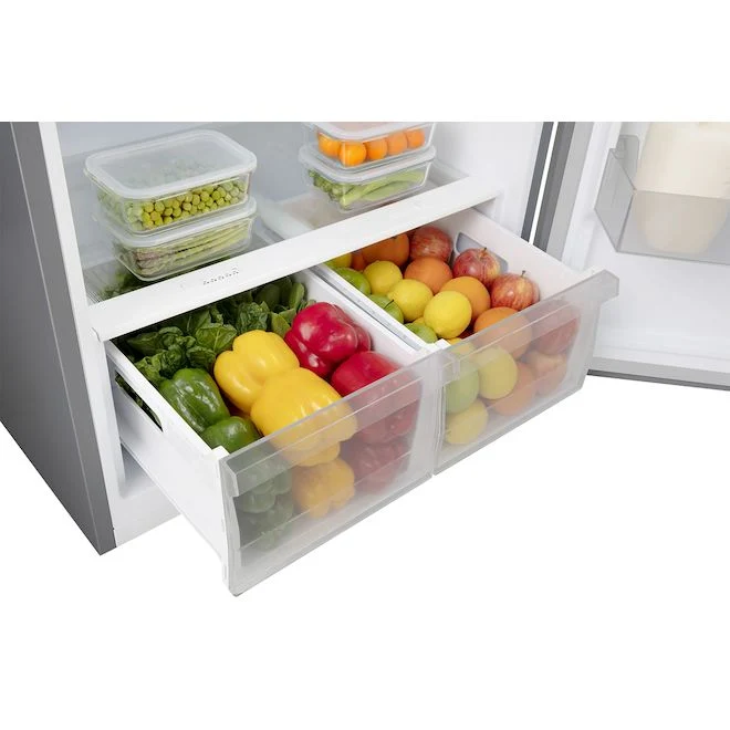 Hisense 30'' 18 pi cu. Réfrigérateur - Inox - RT18A2FSD - Boîte Ouverte