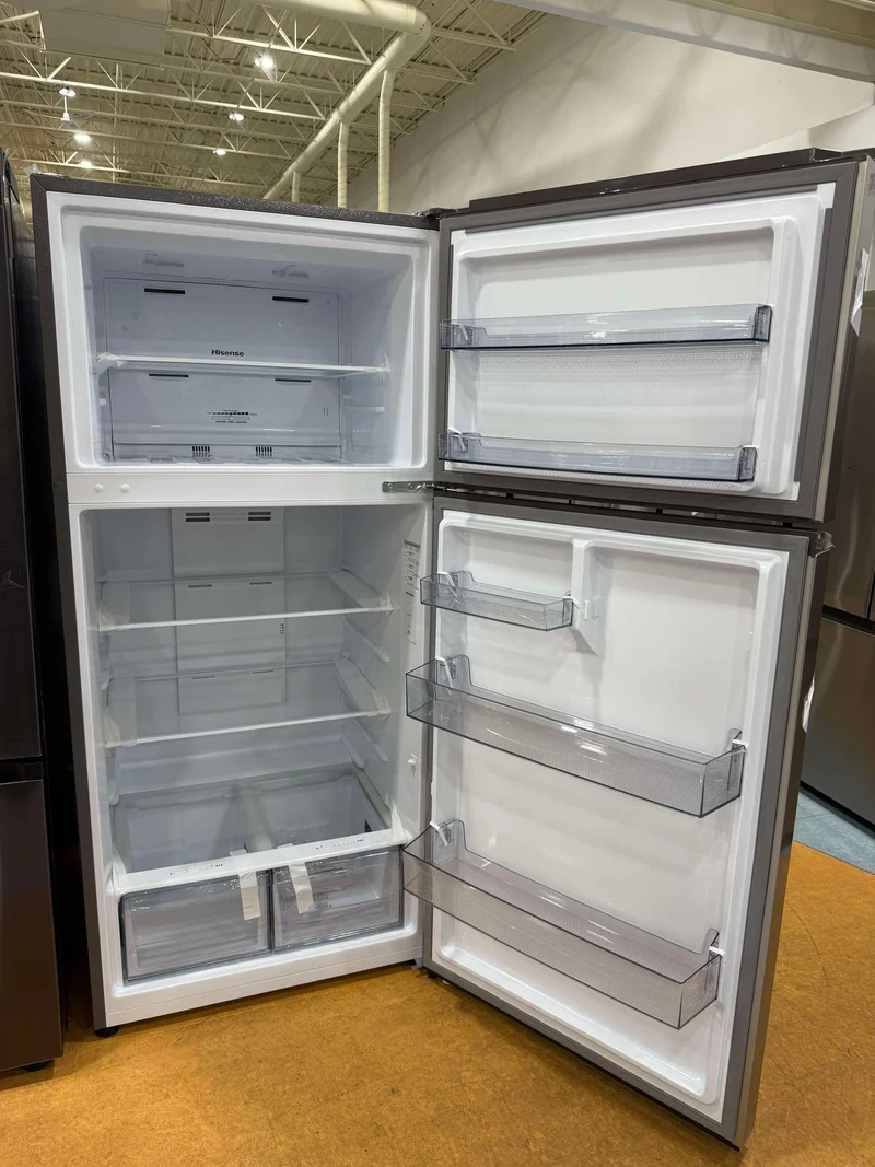 Hisense 30'' 18 pi cu. Réfrigérateur - Inox - RT18A2FSD - Boîte Ouverte