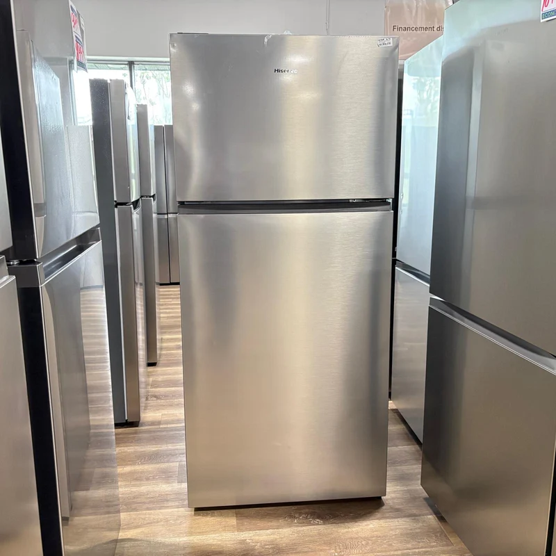Hisense 30'' 18 pi cu. Réfrigérateur - Inox - RT18A2FSD - Boîte Ouverte