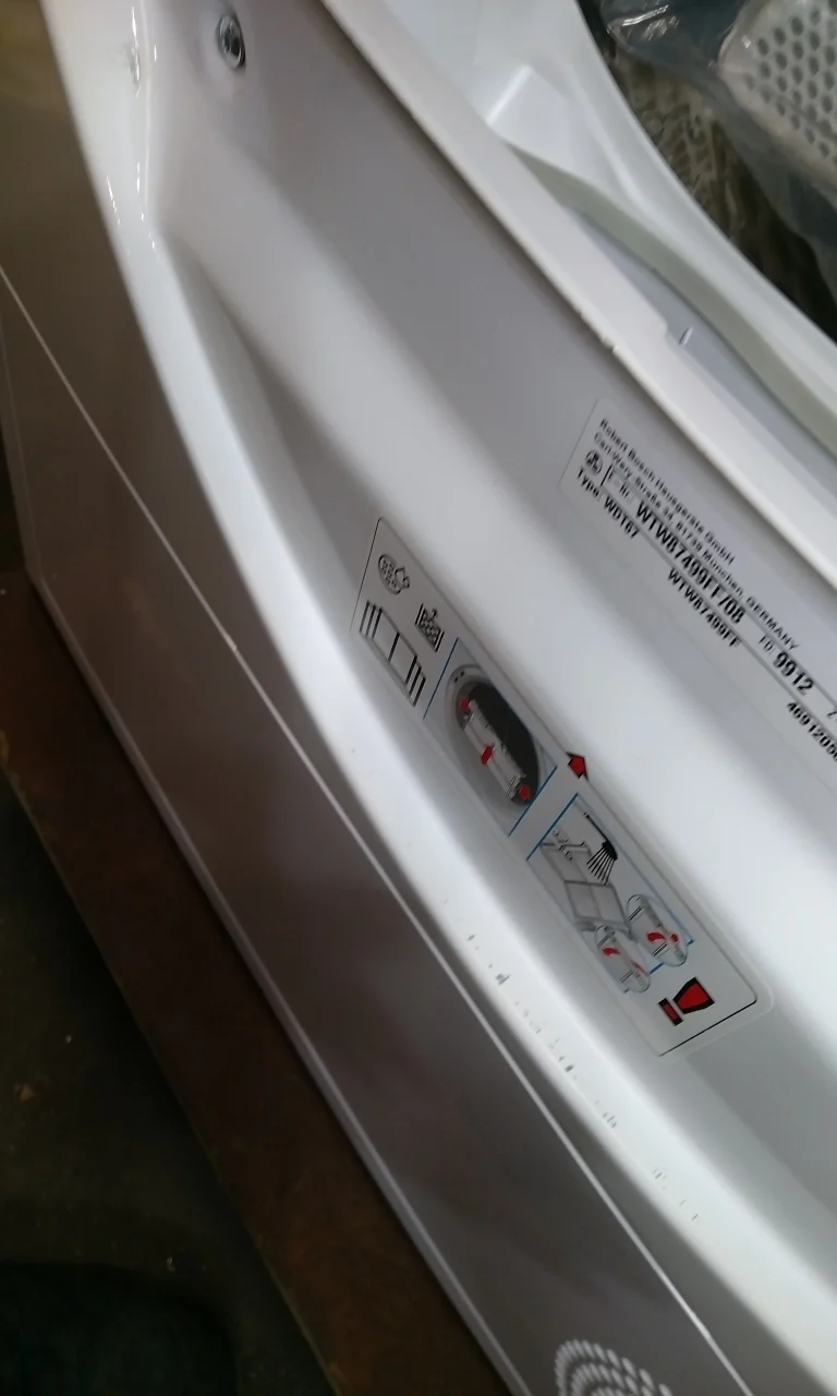 Seche-linge Pompe à Chaleur 9 kg Reconditionné BOSCH WTW87499FF