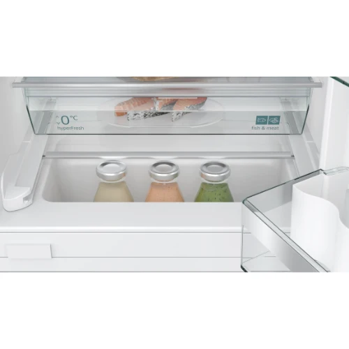 iQ500, Réfrigérateur encastrable avec compartiment congélation, 82 x 60 cm, Charnières pantographes softClose SIEMENS KU22LADD0