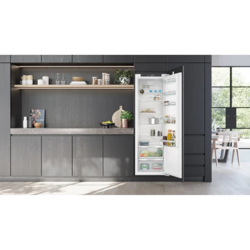 iQ300, Réfrigérateur intégrable, 177.5 x 56 cm, charnières pantographes SIEMENS KI81RVFE0